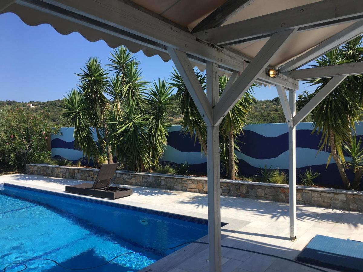 Chiqui Luxury Apartments Alonnisos Town Екстер'єр фото